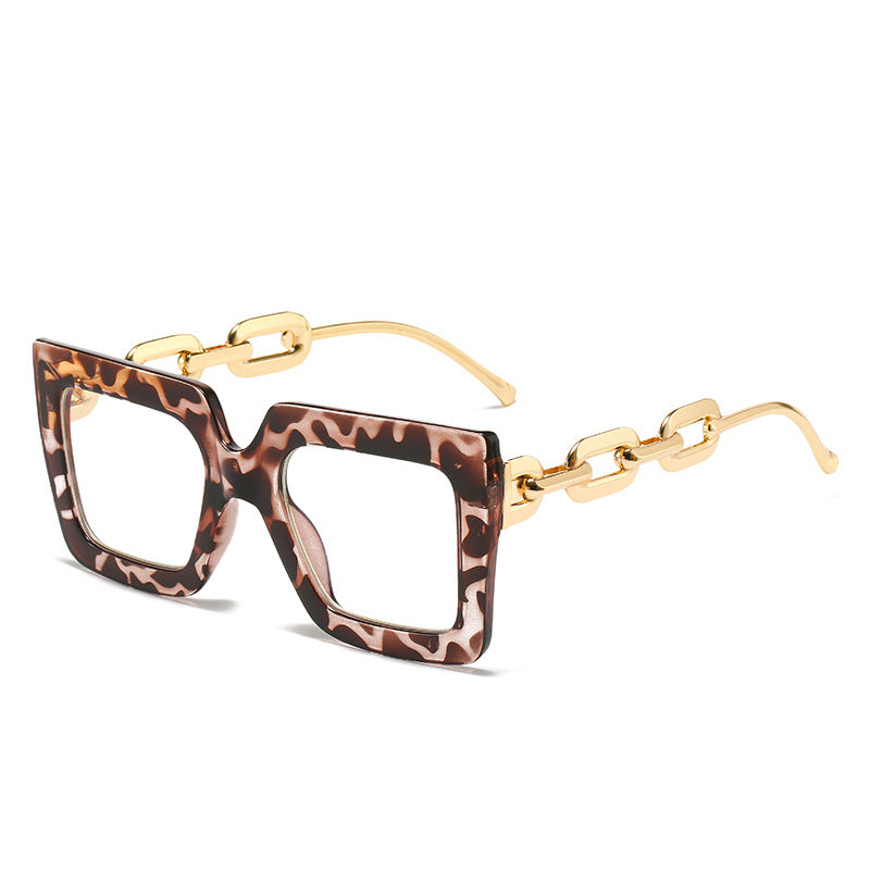 Chain Glasses